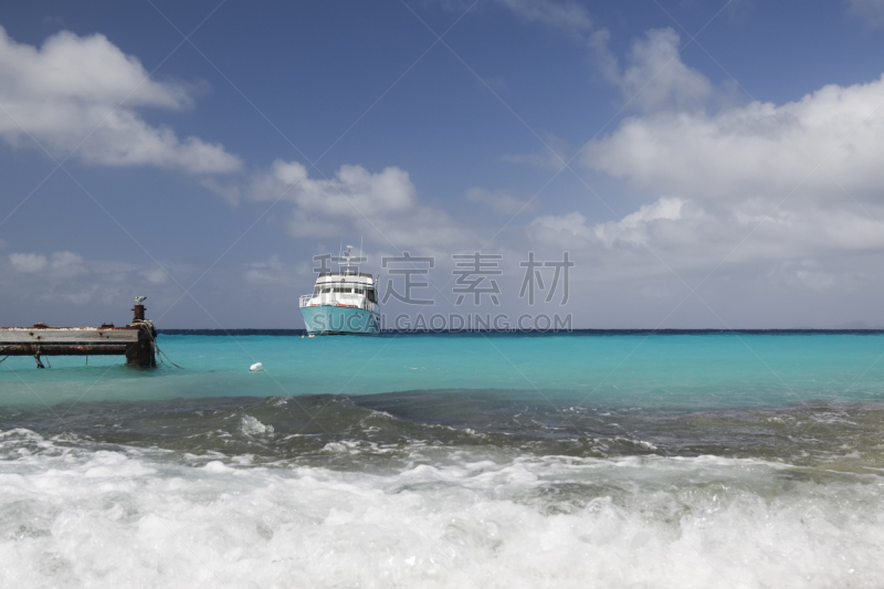 固定的,游艇,库拉索,利沃德,水,旅游目的地,水平画幅,无人,水平线,蓝色