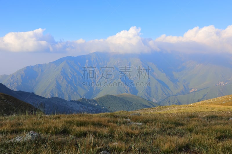 风景,宏伟,天山山脉,环境,云,草,岩石,夏天,户外,天空