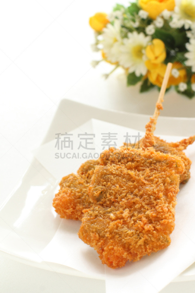 炸制食物,日本食品,蔬菜,面包,碎屑,垂直画幅,留白,无人,日本,白色背景