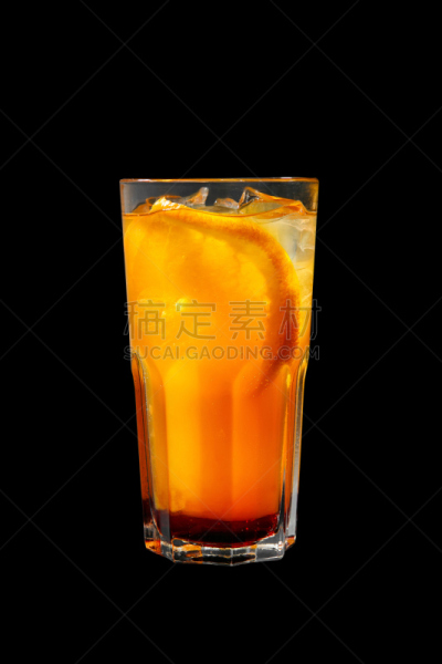 鸡尾酒,夏天,黑色背景,分离着色,垂直画幅,水,含酒精饮料,饮料,特写,糖浆