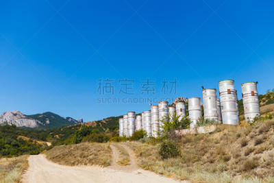 金属,被抛弃的,圆柱体,在活动中,有序,撞车地点,现代,肮脏的,钢铁,豪宅