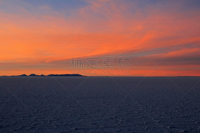 乌尤尼盐沼,玻利维亚,盐湖,图努帕山,阿尔蒂普拉诺山脉,安地斯山脉,水,天空,沙子,月亮