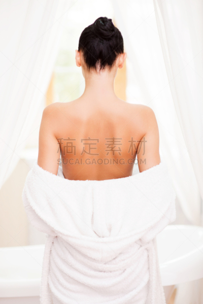 泡泡浴,时间,浴衣,垂直画幅,浴室,spa美容,健康,仅成年人,青年人