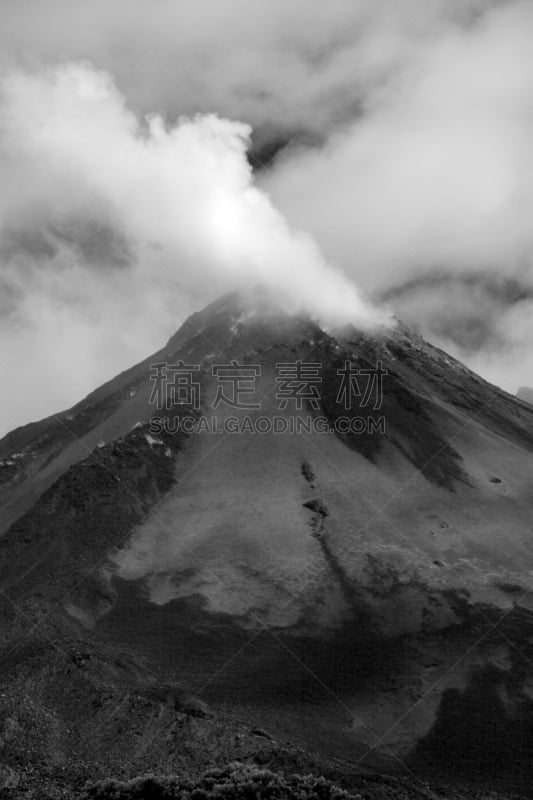 阿雷纳火山,自然,垂直画幅,火山,山,无人,蒸汽,黑白图片,户外,摄影