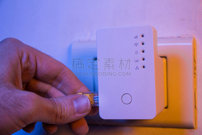 网线插头,电缆,无线技术,男人,电,设备用品,无线应用协议,调制解调器,路由器,电插头