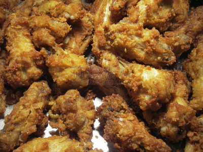 鸡翅,水牛城辣鸡翅,炸鸡,褐色,水平画幅,食品杂货,开胃品,动物身体部位,商店,熟食店