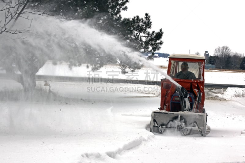 雪,拖拉机,冬天,舞台,吹雪机,冬季服务,水平画幅,林间空地,增压式发动机,户外