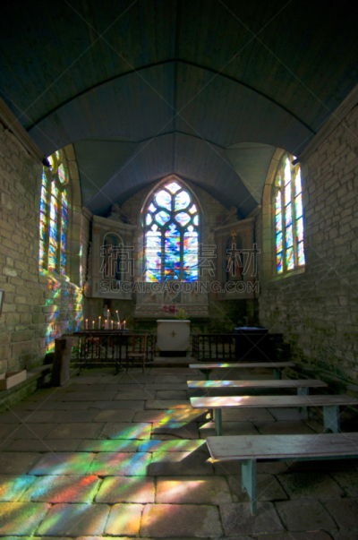 Colour reflections in a little chapel
