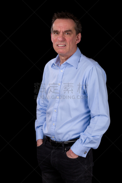 男商人,不高兴的,手放在兜里,垂直画幅,眉毛,经理,男性,仅男人,仅成年人,专业人员