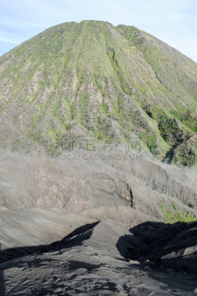 婆罗摩火山,bromo-tengger-semeru national park,火山,滕格尔火山,东爪哇,垂直画幅,无人,早晨,户外,山