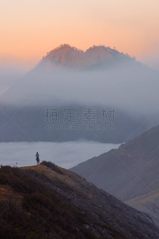 火山,印度尼西亚,旅游目的地,硫磺,垂直画幅,无人,火山地形,早晨,户外,烟