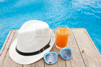 游泳池,夏天,橙汁,帽子,太阳镜,南马尔环礁,蓝色橙皮酒,无边际泳池,泳池边,水