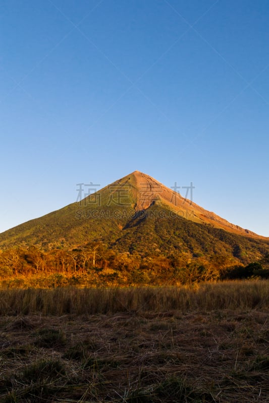 火山,自然,垂直画幅,水平画幅,圆锥,无人,陡峭,户外,岛,预兆的