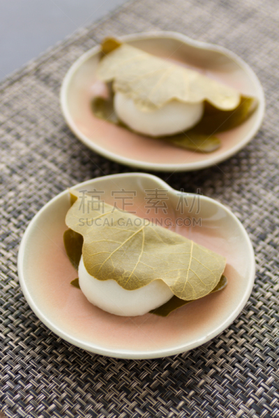 橡叶麻糬,食品,传统,图像,糖果,柏市,团子饺子,糯米团,日本点心,餐具