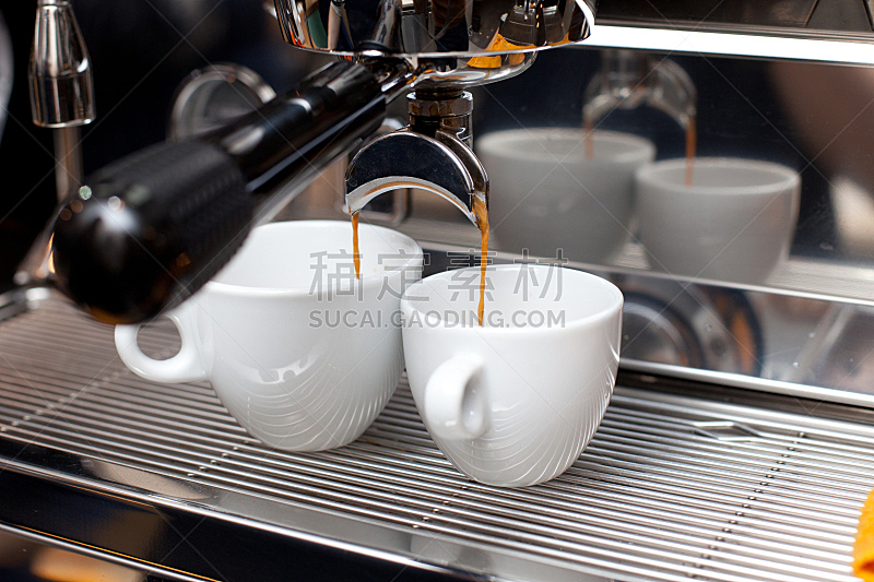 咖啡机,肥皂泡,咖啡馆,水平画幅,无人,2015年,正上方视角,咖啡杯,咖啡,茶水间