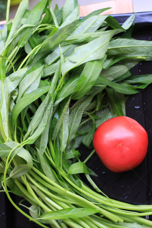 西红柿,空心菜,垂直画幅,绿色,无人,有机食品,生食,粗糙的,红色,亚洲