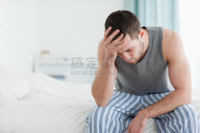 床,悲哀,男人,头痛,水平画幅,美人,troubles,白人,疲劳的,居住区