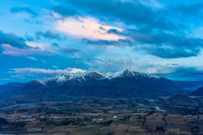 山,黄昏,看风景,山谷,水平画幅,夜晚,雪,无人,偏远的,观测点