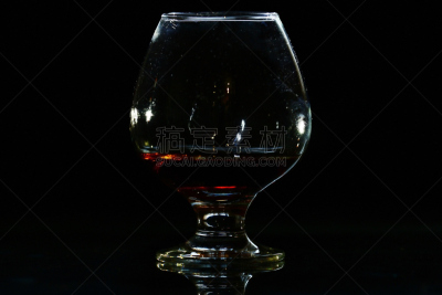 玻璃杯,科涅克,黑色背景,葡萄酒,白兰地酒杯,水平画幅,琥珀,玻璃,鸡尾酒,含酒精饮料