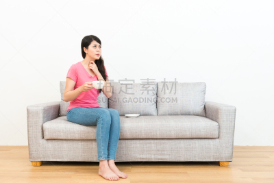喉咙,沙发,痛苦,可爱的,女孩,长椅,酸,水平画幅,看,空的