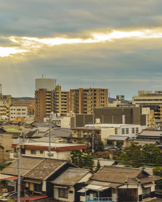 日本,从在火车上的角度拍摄,都市风光,户外,建筑,风景,图像,垂直画幅,无人,亚洲