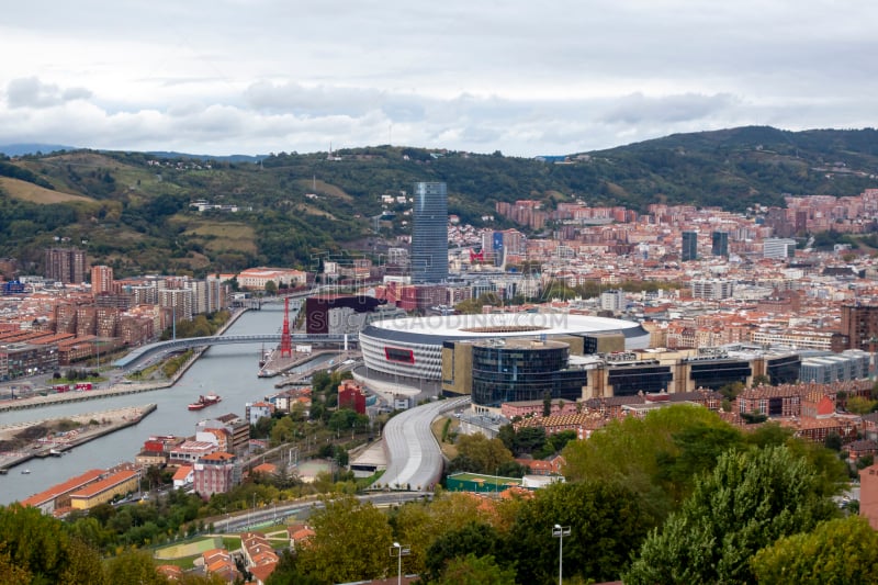 都市风景,毕尔巴鄂,西班牙,国际著名景点,屋顶,河流,户外,圣马梅斯体育场,天空,建筑