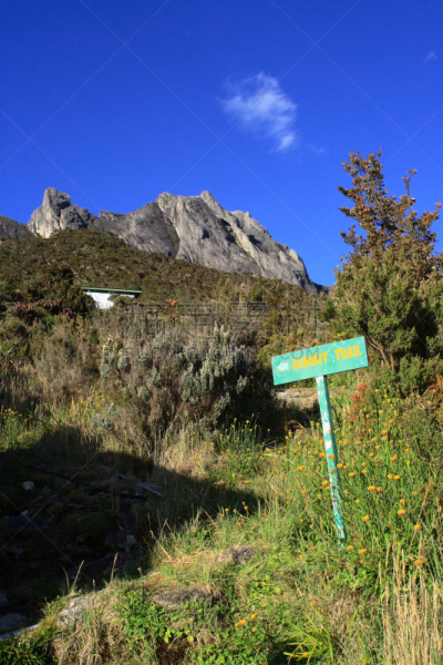 京那峇鲁山,沙巴州,垂直画幅,天空,公园,休闲活动,旅行者,户外,马来西亚