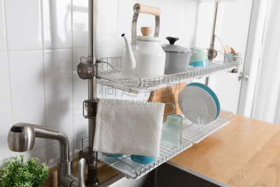 碗碟架,餐具,厨房,室内,光,留白,金属,架子,厨房器具,烘干
