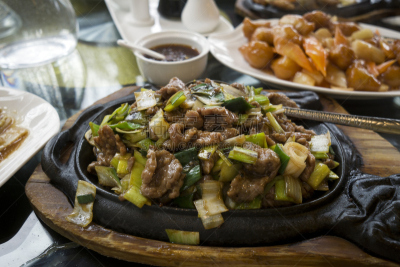牛肉,中国食品,中国米酒,酱油,韭,餐具,葱,水平画幅,椒类食物,特写