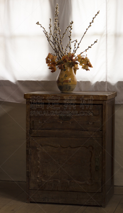 花瓶,叶子,黄色,床头柜,静物,暗房,过时的,平衡折角灯,垂直画幅,留白