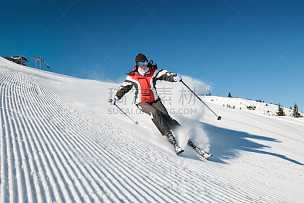女人,滑雪运动,滑雪坡,迅速,水平画幅,雪,户外,滑雪镜,太阳,安全帽