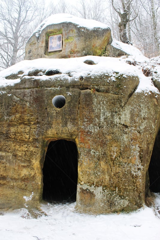 洞窟修道院,远古的,自然,垂直画幅,修道院,灵性,建筑,无人,乌克兰