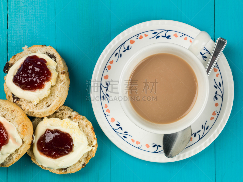凝乳,烤饼,草莓酱,咖啡,茶杯,白茶,茶碟,下午茶,咖啡杯,自制的