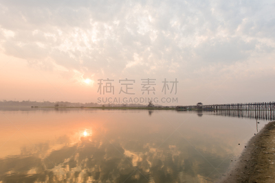 黎明,乌木桥,木制,长的,桥,水,天空,缅甸,水平画幅,古老的