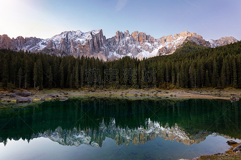 湖,多洛米蒂山脉,意大利,光,自然美,黎明,自然界的状态,上阿迪杰,色彩鲜艳,著名景点