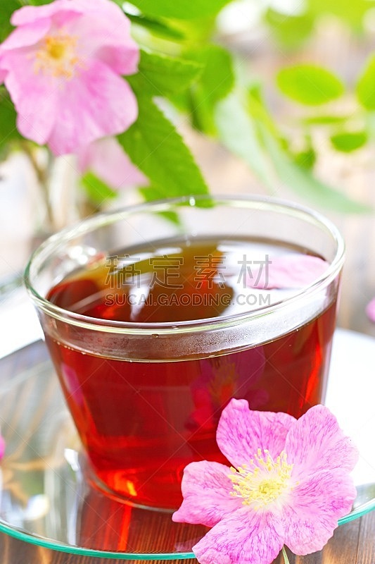 茶杯,野玫瑰,野玫瑰果,垂直画幅,无人,玻璃杯,饮料,草本,茶,液体