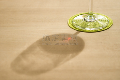 玻璃,阴影,红葡萄酒,匿名戒毒会,餐垫,喝醉的,餐具,葡萄酒,水平画幅,夜晚