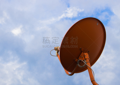 天空,卫星天线,在下面,天线,有序,云景,一个物体,技术,橙色,全球通讯
