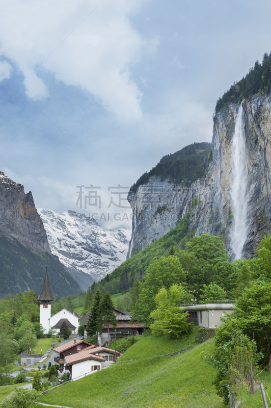 瑞士,施陶河瀑布,尖塔顶峰,劳特布龙嫩,少女峰,垂直画幅,山,雪,瀑布