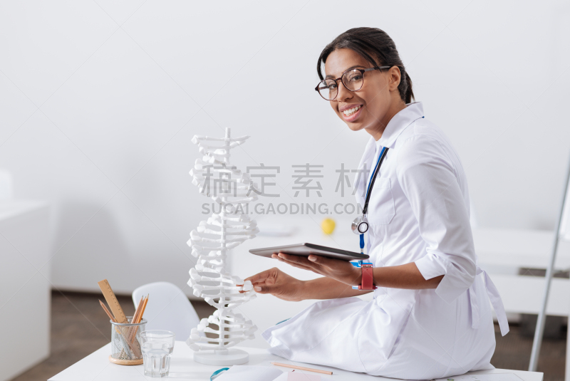 染色体,表现积极,青年人,科学家,基因组学,dna purification,生物传感器,基因突变,偏见