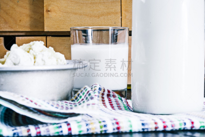 牛奶,白软干酪,奶制品,开胃品,奶昔,古典式,乡村风格,凝乳酪,商业厨房,面包