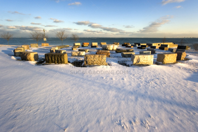 石圈,办公室,公园,水平画幅,雪,无人,aon center,户外,云景,图像