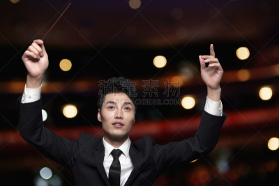 指挥棒,表演艺术活动,青年人,音乐指挥,音乐厅,古典乐,热情,仅男人,25岁到29岁