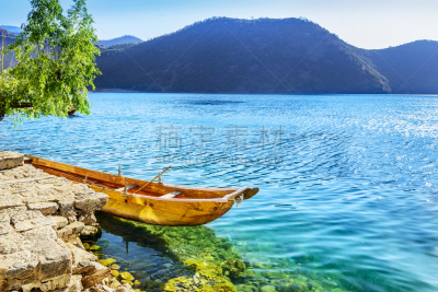 泸沽湖,纳西族,云南省,四川省,水,天空,公园,水平画幅,高视角,山