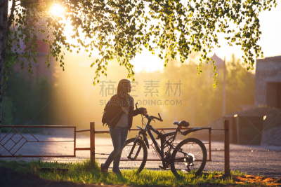 自行车,女孩,美,青少年,俄罗斯人,水平画幅,美人,夏天,户外,头发特征