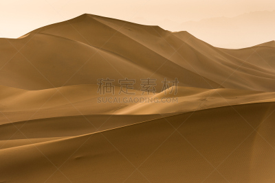 敦煌,甘肃省,沙丘,中国,戈壁滩,骆驼,天空,水平画幅,山,沙子