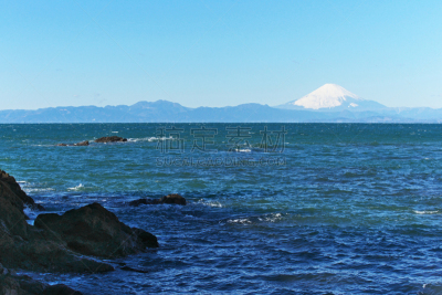 富士山,旅游目的地,水平画幅,岩石,雪,无人,日本,户外,海洋,波浪
