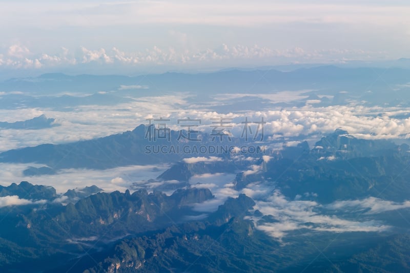 飞机,航拍视角,风,高视角,透过窗户往外看,顶部,都市风景,私人飞机,机翼,高处