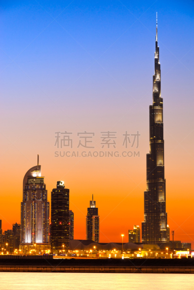 哈利法塔,迪拜,城市天际线,谢赫扎耶德路,泛光照明,垂直画幅,留白,未来,水平画幅,夜晚