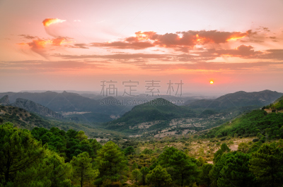 格拉扎列玛,国内著名景点,云景,风景,云,图像,著名景点,无人,旅游目的地,田地